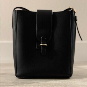 Banana Republic Black Leather Bucket Bag - New